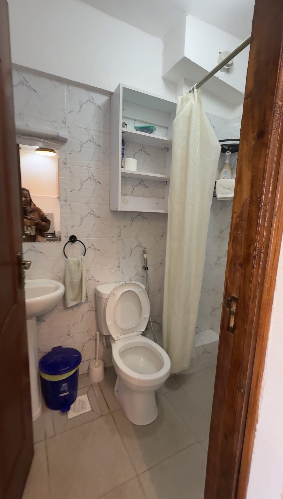 Studio Apartment - IMG_0220.jpeg