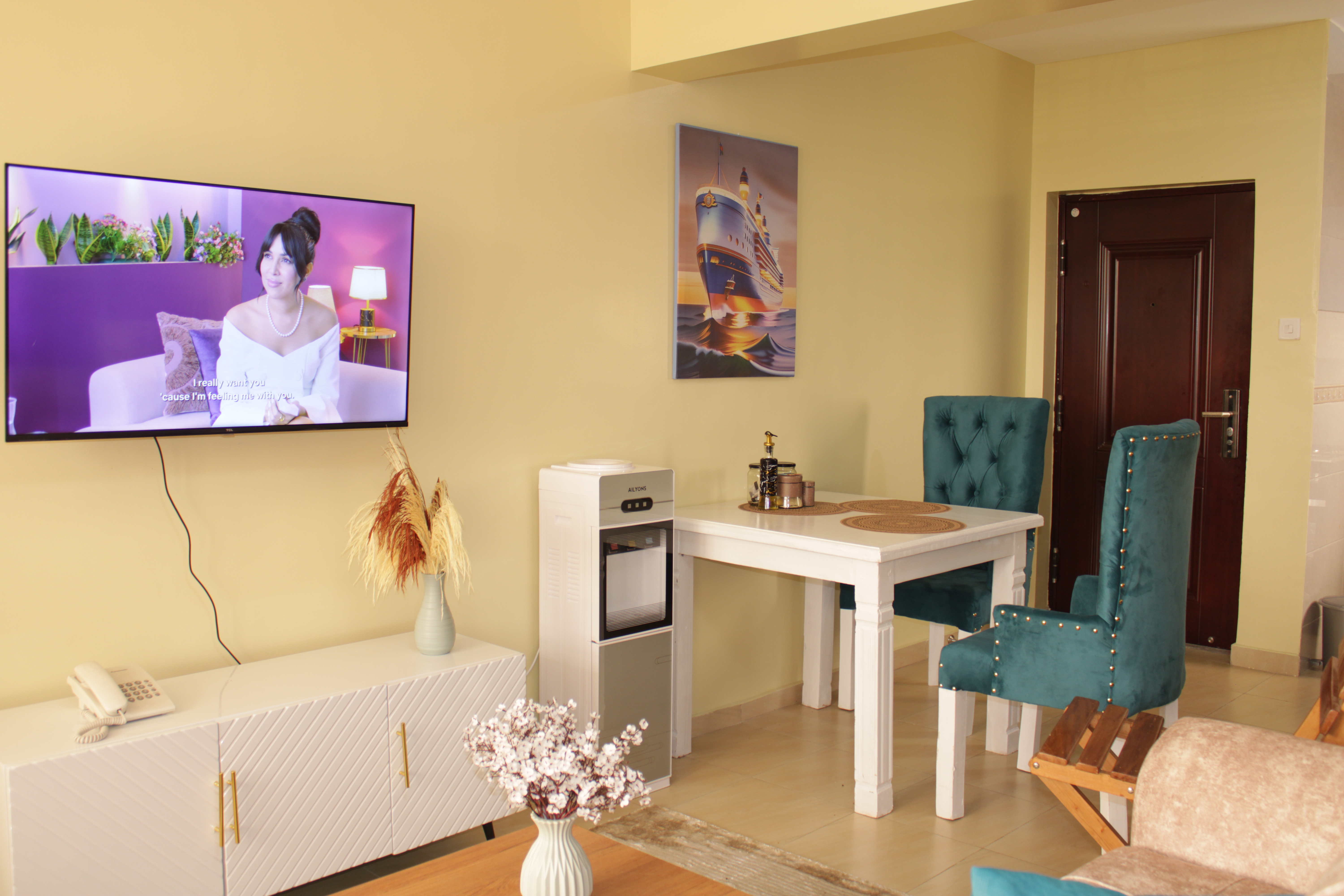 Executive Studio Apartment - IMG_2984.JPG