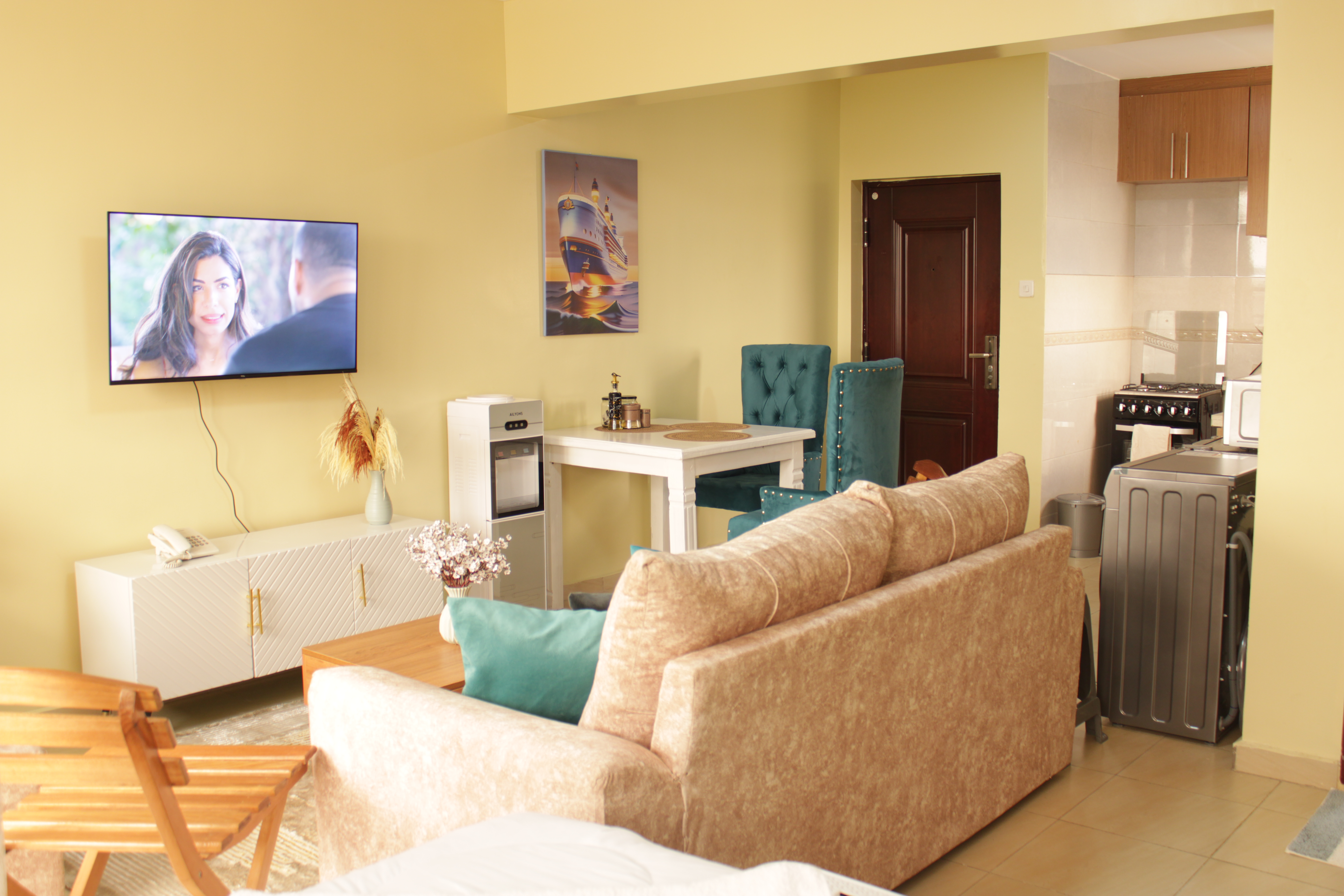 Executive Studio Apartment - IMG_2999.JPG