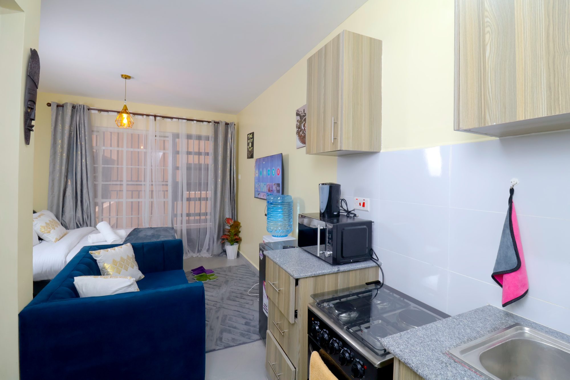 Studio Apartment