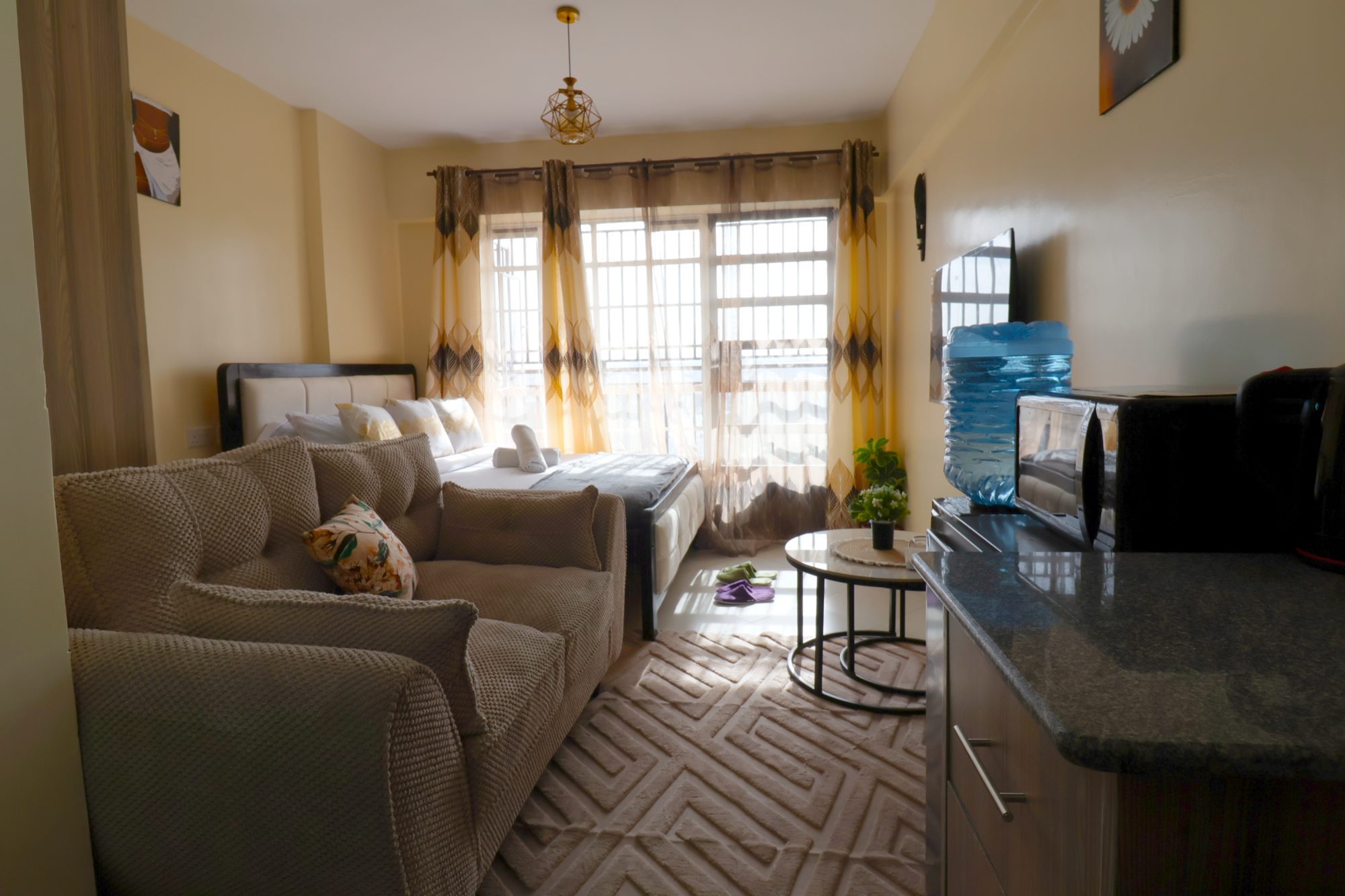Studio Apartment - IMG_5581.jpg