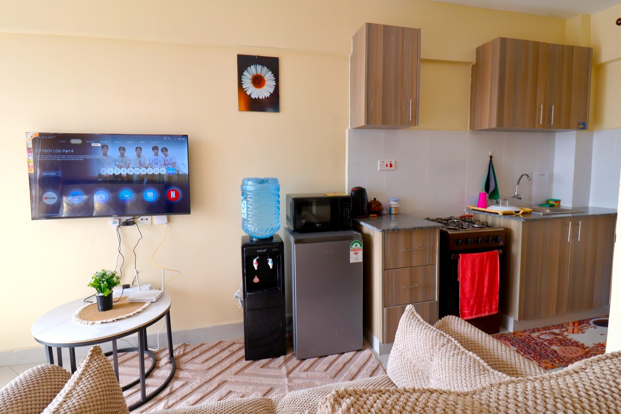 Studio Apartment - IMG_5608.jpg
