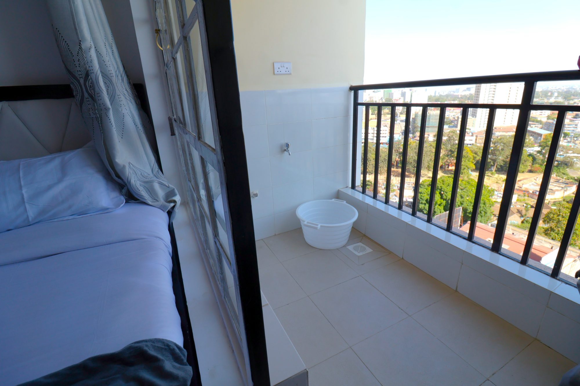 Studio Apartment - IMG_5970-3.jpg