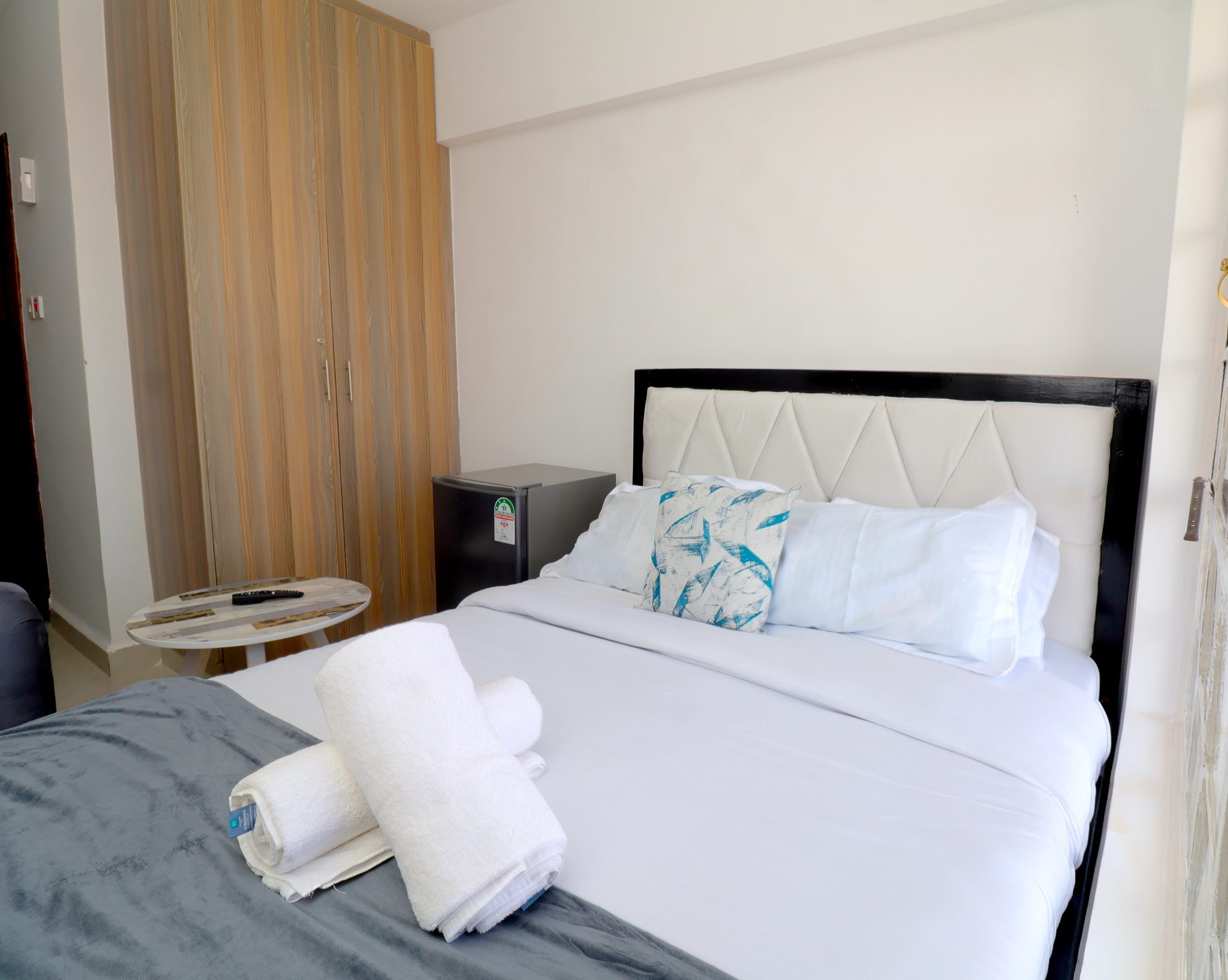 Studio Apartment - IMG_5980.jpg