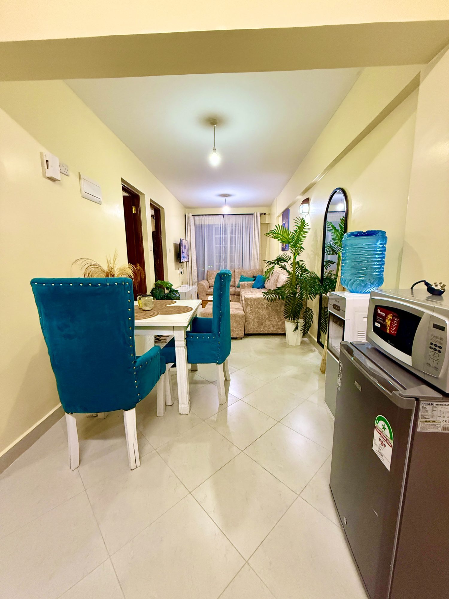 2 Bedroom Apartment - IMG_7075.jpg