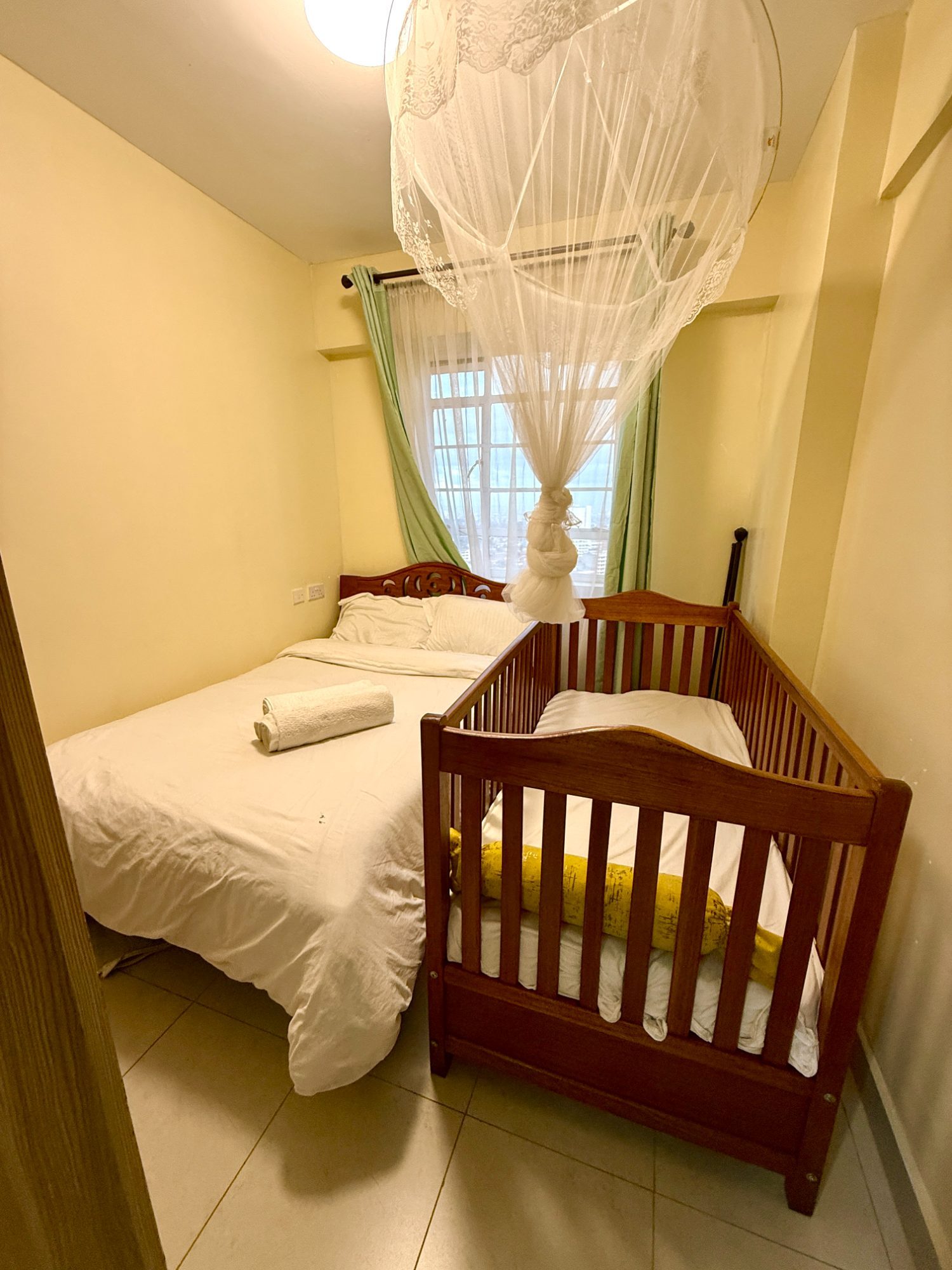 2 Bedroom 20F - IMG_7299.jpg