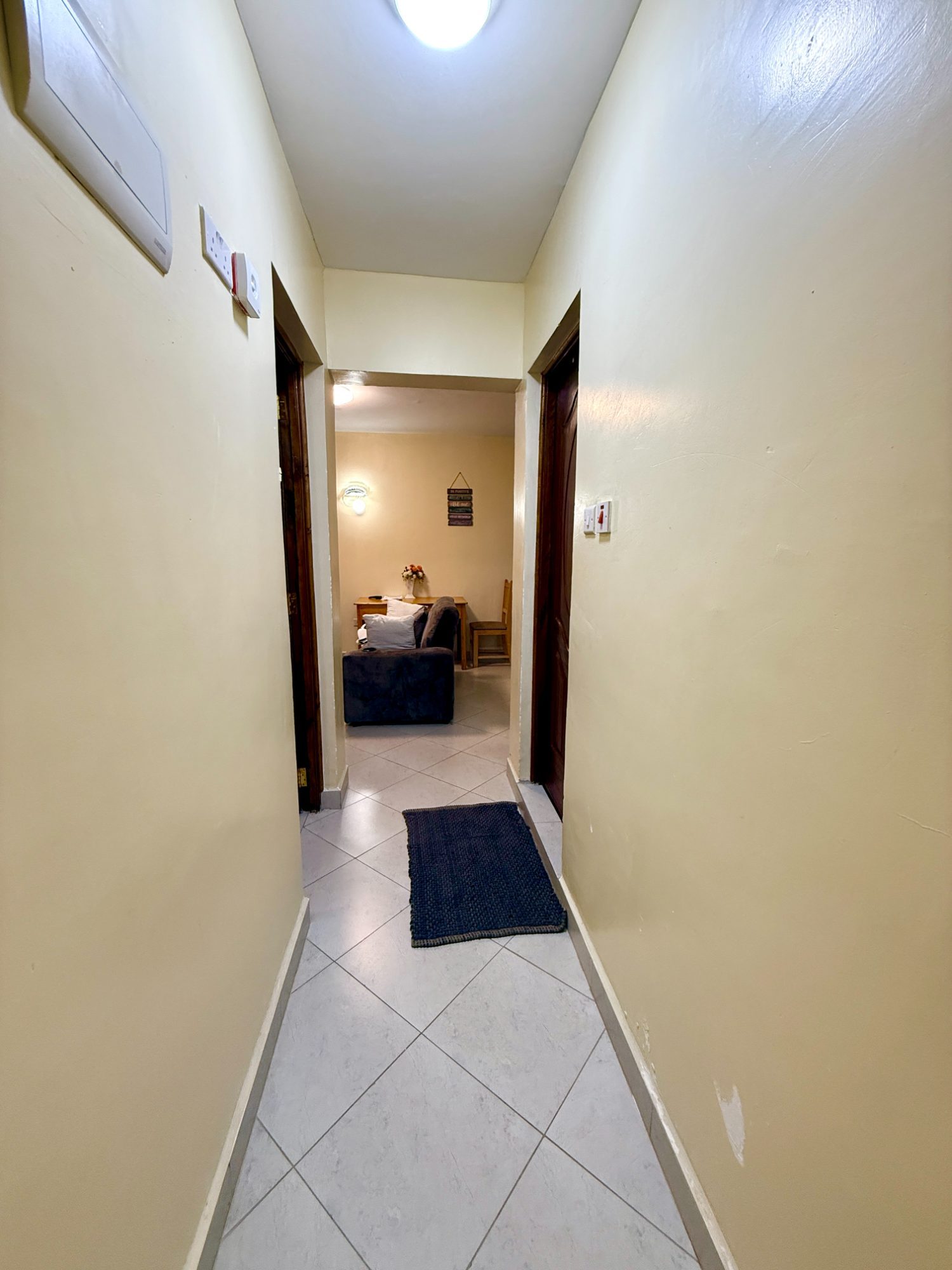 2 Bedroom 20F - IMG_7305.jpg