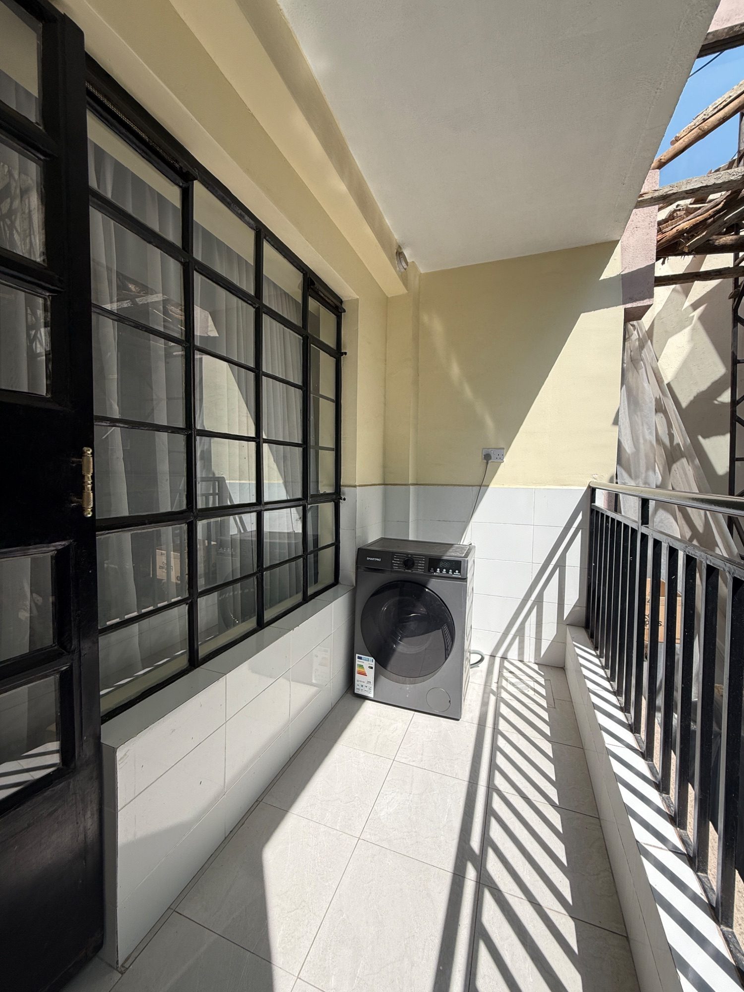 Studio Apartment - IMG_9059.jpg
